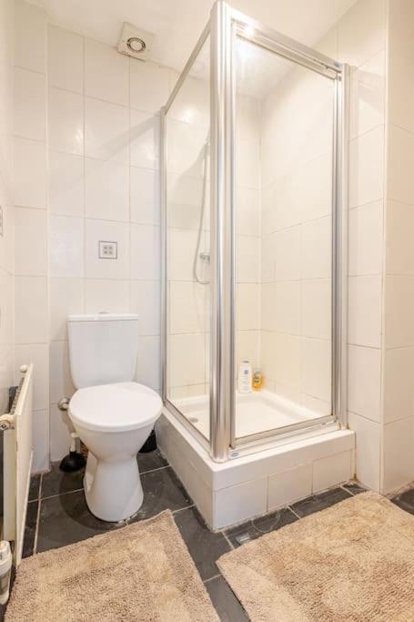2 Bedroom Flat In St Johns Wood Лондон Экстерьер фото